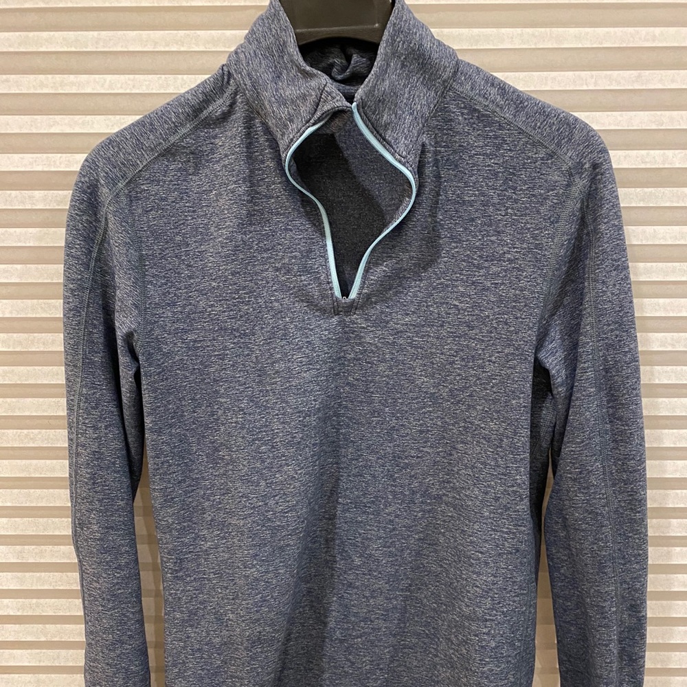 Lululemon metal vent half zip